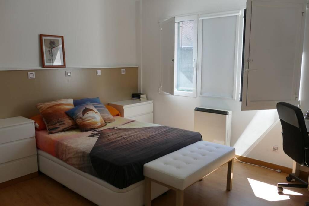 Piso En Santa Cristina, A 150 M De La Playa Apartment Oleiros Exterior photo